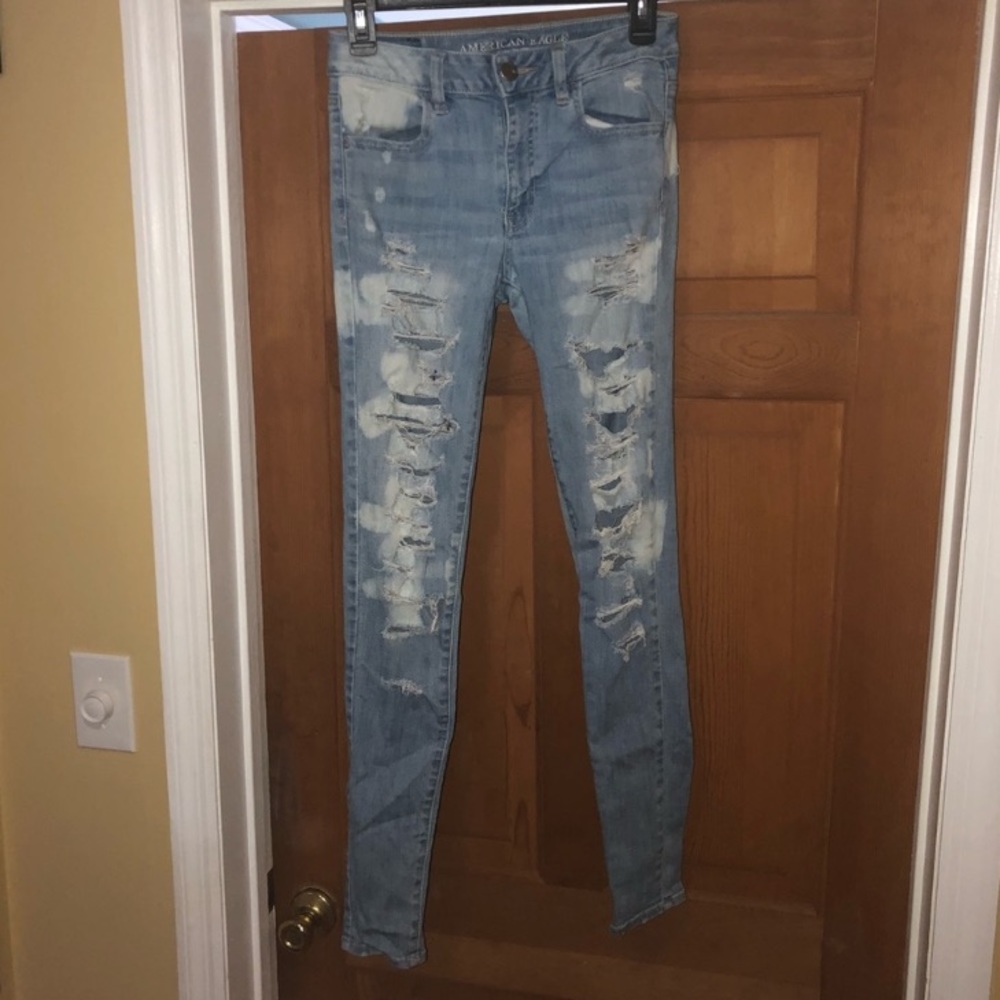 American Eagle Light Super Distressed Jeggings